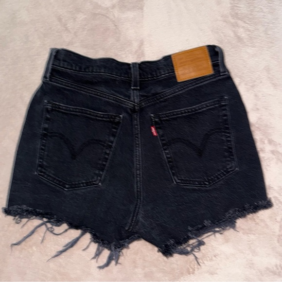 Levi’s ribcage fray high rise short size 28 - Picture 1 of 13